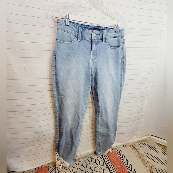 NYDJ CROCHET LACE HEM ANKLE JEANS, SZ 4 - Picture 2 of 16
